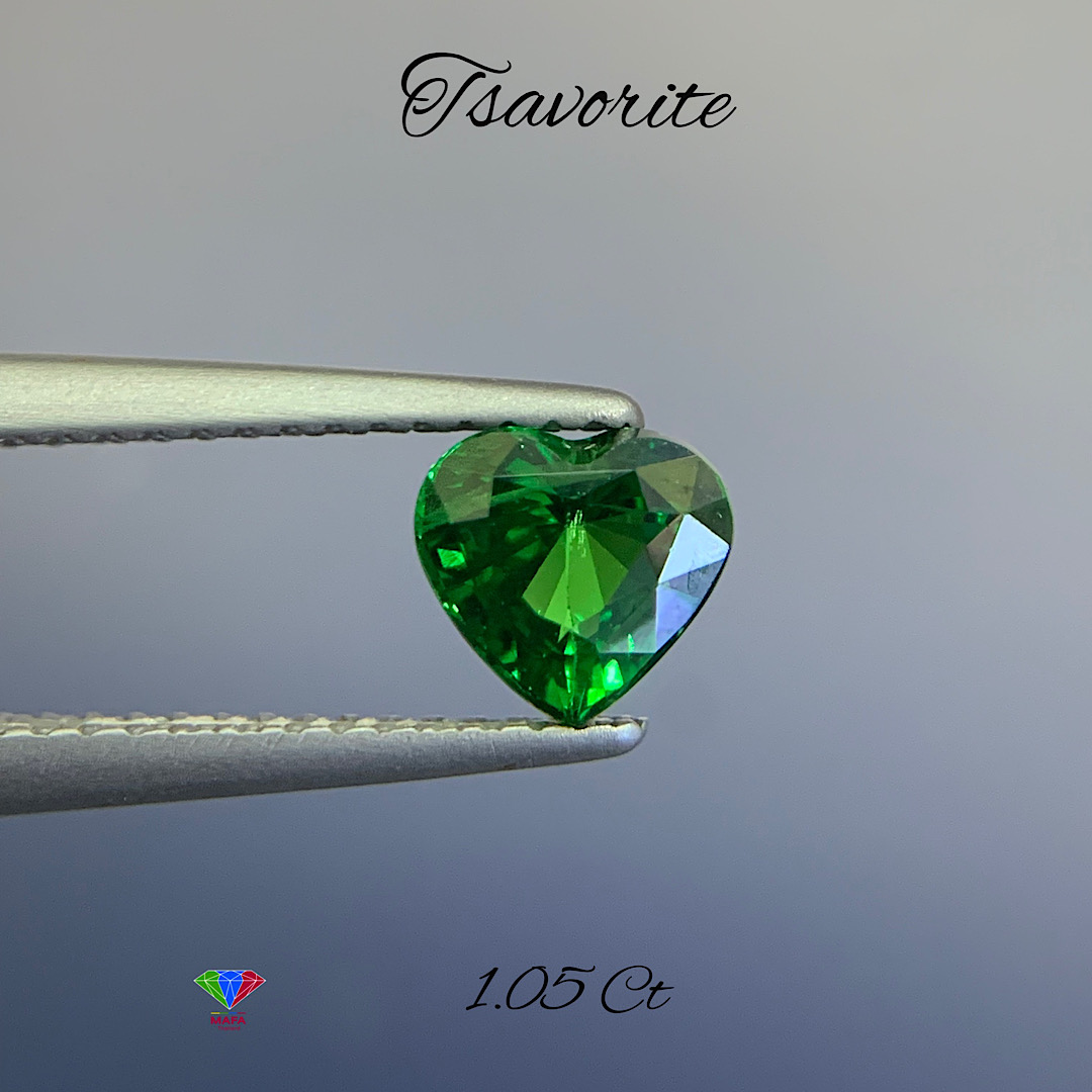 Natural Green Tsavorite Garnet TS017
